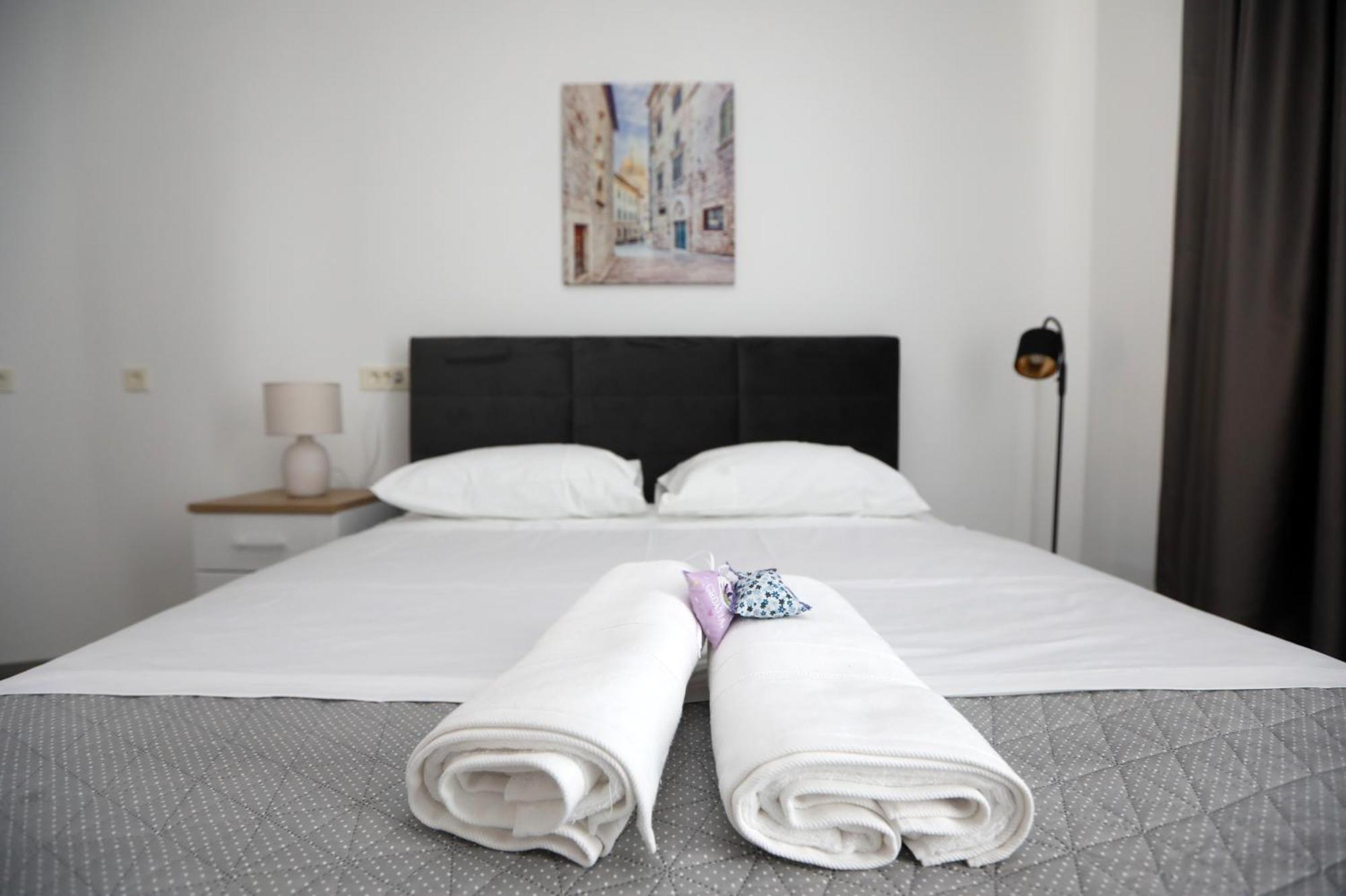 D R Apartments Šibenik Extérieur photo